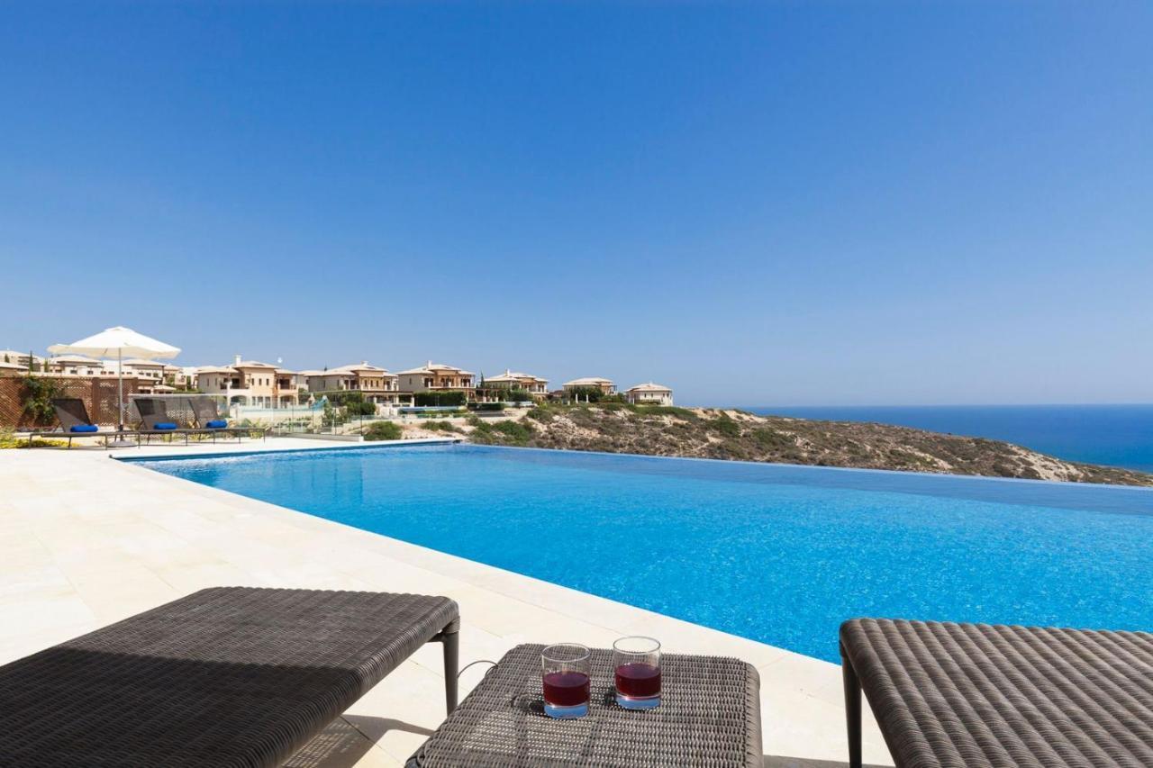 Aphrodite Hills Holiday Residences The Mythos Collection Villas 5 Bedroom Mythos Collection Villa - Av06 *